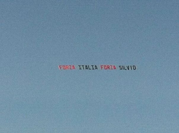 Aerei e contraerea nella politica di Ferragosto