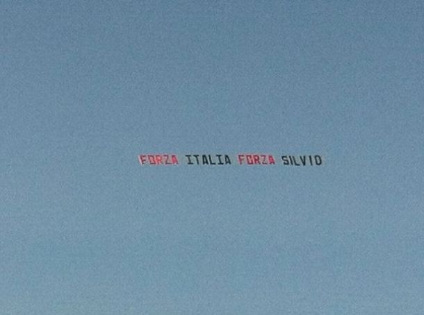 Aerei e contraerea nella politica di Ferragosto