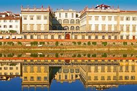 Palazzo Corsini sui Lungarni