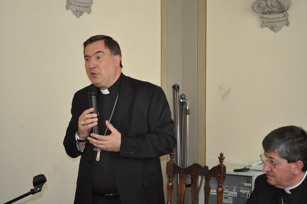 Il vescovo Claudio Maniago