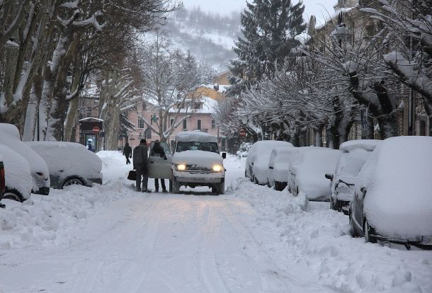 Neve in provincia di Firenze (Foto Protezione civile)