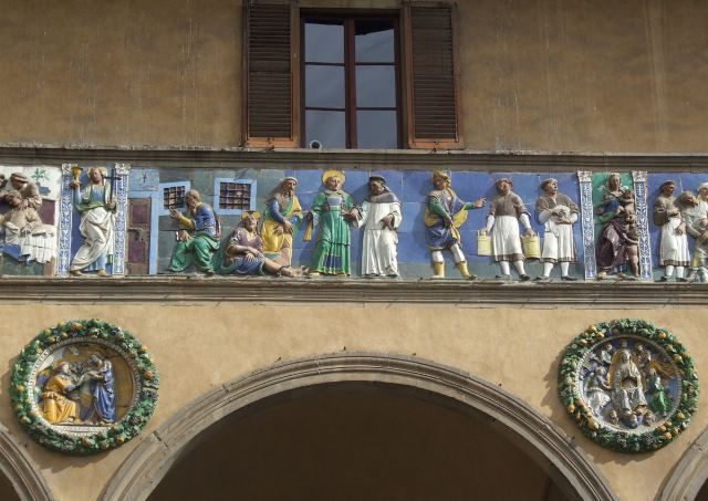 Il Fregio capolavoro dei Della Robbia al Ceppo di Pistoia