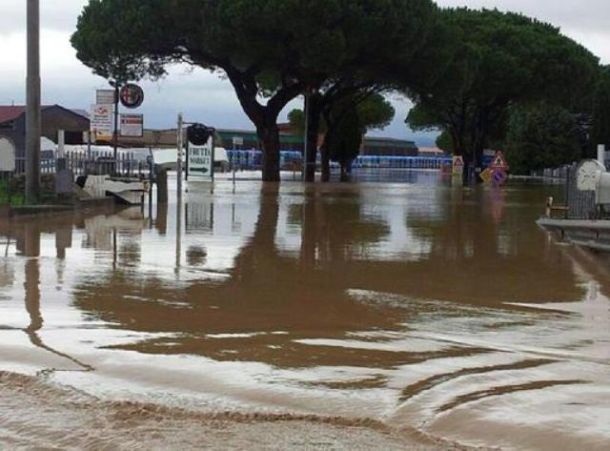 Novembre 2012, Albinia sommersa dall'acqua