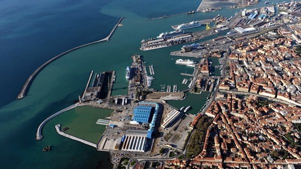 Il porto di Livorno
