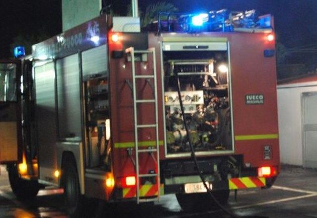 Anziano ucciso dall'incendio innescato dalla coperta elettrica
