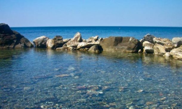 Un tratto della costa livornese