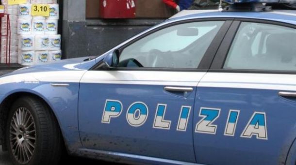 La Polizia ha sequestrato l'appartamento dove è avvenuta la violenta lite