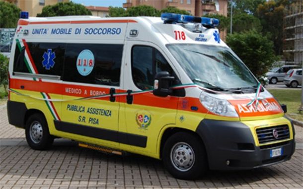 È stato trasportato dal 118 all’ospedale di Pisa dove è deceduto