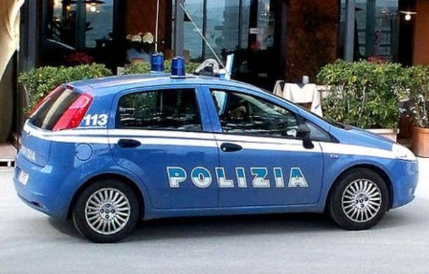 Droga in un bar, arrestata la titolare