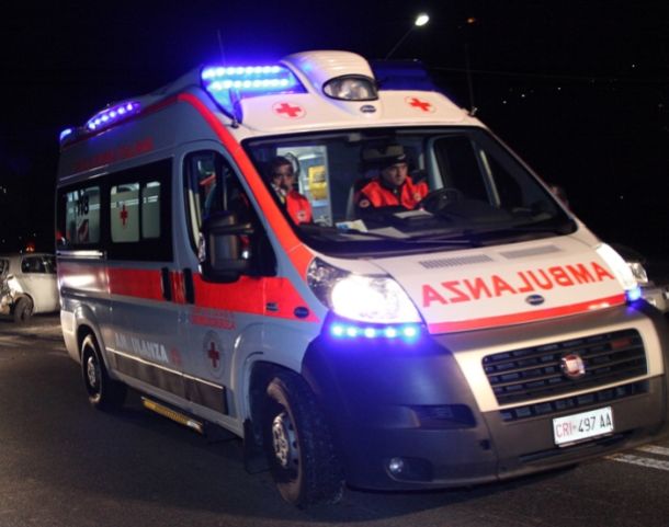 Un'ambulanza del 118