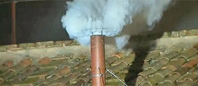 Fumata bianca dalla Cappella sistina