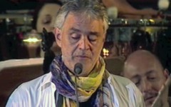 Andrea Bocelli invoca la rivoluzione morale nella politica italiana