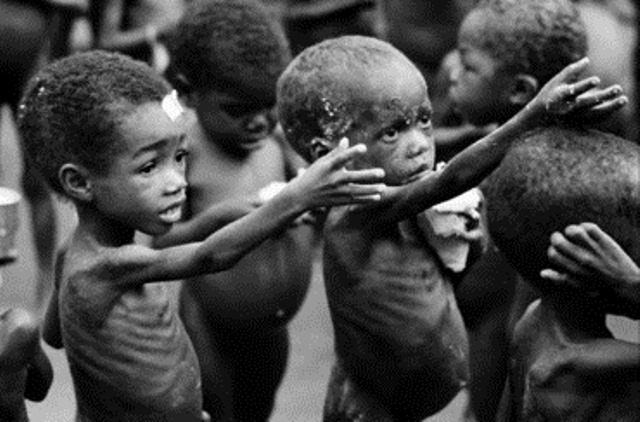 Quasi la metà dei decessi infantili sono attribuibili alla malnutrizione.