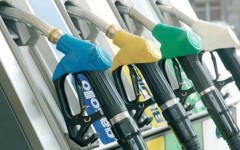 Carburanti, quasi scontati agli aumenti durante le feste