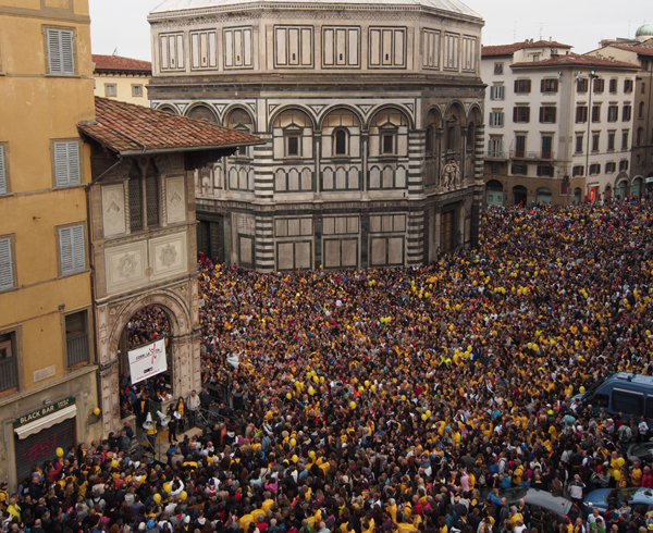 CORRI LA VITA 2013, Piazza Duomo