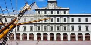 Il piazzale dell'Accademia Navale
