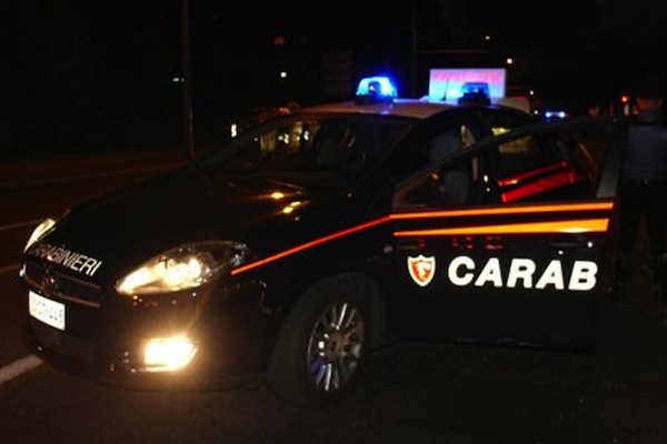 Pontassieve: getta 100 grammi di hashish e tenta di fuggire. Arrestato dai carabinieri