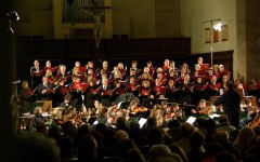 La Schola Cantorum Landini e l'Orchestra Galilei col direttore Nicola Paszkowski