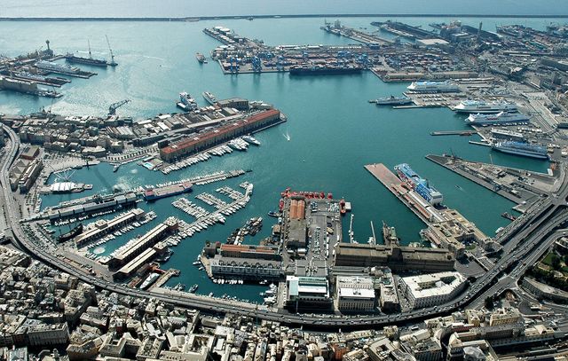 Genova operaio da .com Genova operaio di Massa morto schiacciato da un’elica al porto