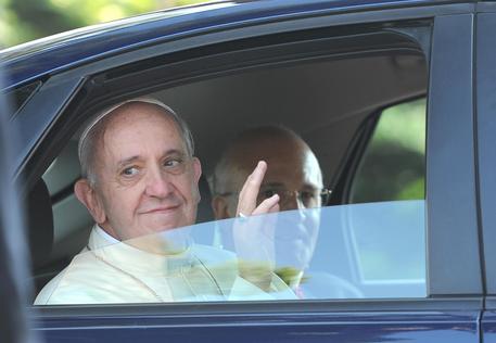 Morte Papa da .com Morte Papa Francesco colpito da emorragia cerebrale La salma in San Pietro il 23 aprile
