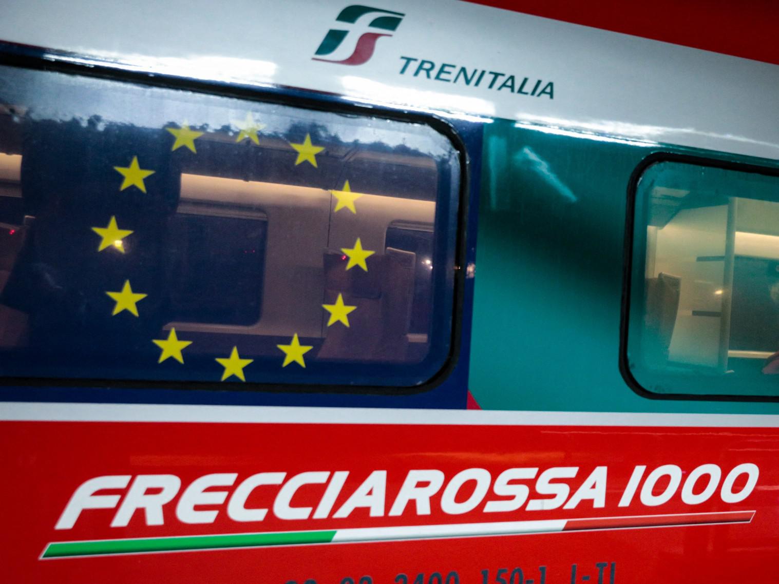 Trenitalia, Pasqua 2024: 10 milioni di passeggeri in viaggio. Torna Frecciarossa notturno Milano Reggio Calabria. Con fermata a Firenze