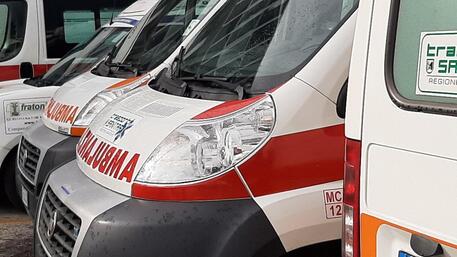 Superstrada Siena Firenze: 5 feriti dopo scontro fra due auto