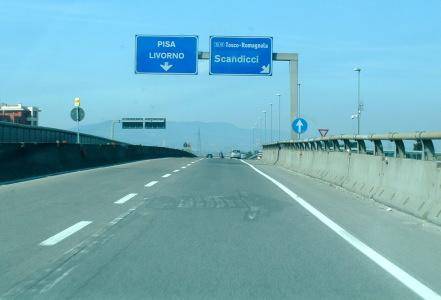 Fipili: corsia d’emergenza nuova fra Firenze e Scandicci. Giani all’inaugurazione Fipili: corsia d’emergenza nuova fra Firenze e Scandicci. Giani all’inaugurazione
