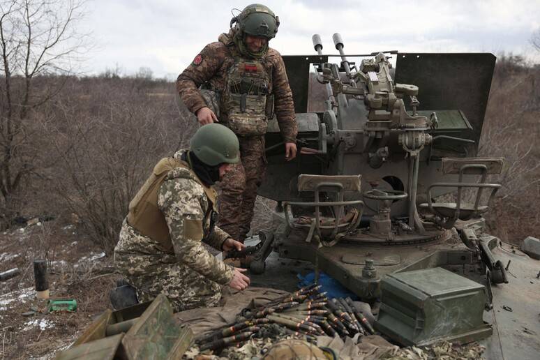 Ucraina: Casa Bianca contraria a inviare truppe. Il Cremlino: “Non è nell’interesse dell’Occidente”