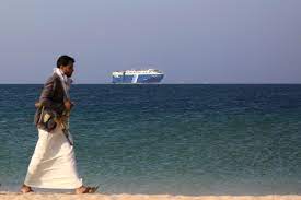 Mar Rosso: Houthi colpiscono petroliera. L’Iran rilascia l’equipaggio di un’altra nave sequestrata