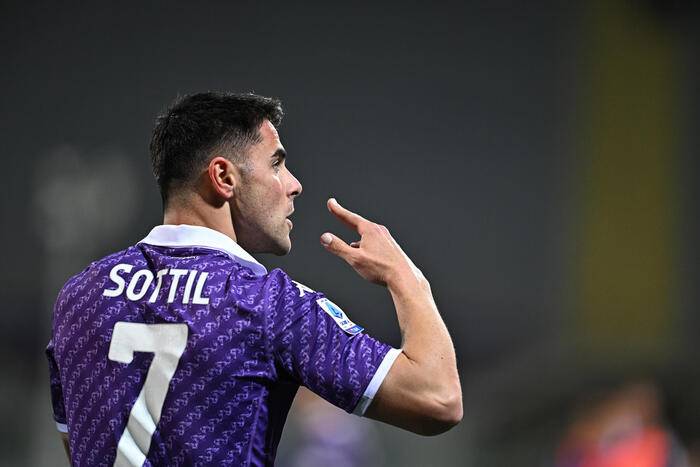 Fiorentina: goleada contro il Sassuolo (5 1). Europa meno lontana. Doppietta di Nico. Pagelle