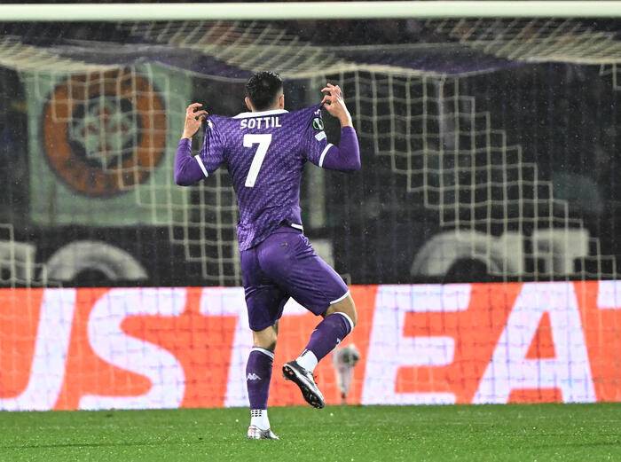 Fiorentina: Sottil, stagione finita. Lui scrive: “Non esserci nelle prossime partite mi provoca vuoto enorme”