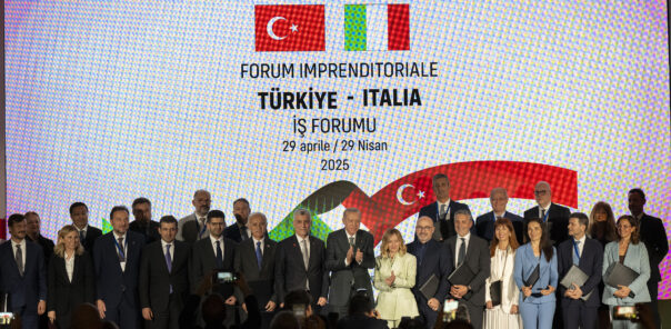 Meloni e Erdogan: intesa su migranti, Ucraina, difesa e commercio Meloni e Erdogan: intesa su migranti, Ucraina, difesa e commercio
