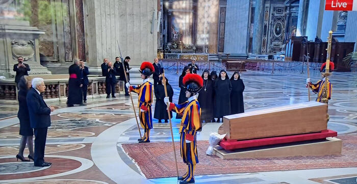 Ciao Papa da .com Ciao Papa Francesco Funerali e sepoltura il mondo in preghiera Trump Zelensky Incontro molto produttivo Foto