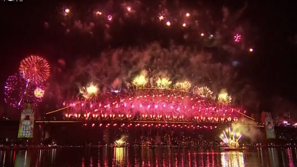 Capodanno 2026 nel mondo: Auckland (Nuova Zelanda) è stata la prima a festeggiare. Australia ancora stordita dalla strage di ebrei Capodanno 2026 nel mondo: Auckland (Nuova Zelanda) è stata la prima a festeggiare. Australia ancora stordita dalla strage di ebrei