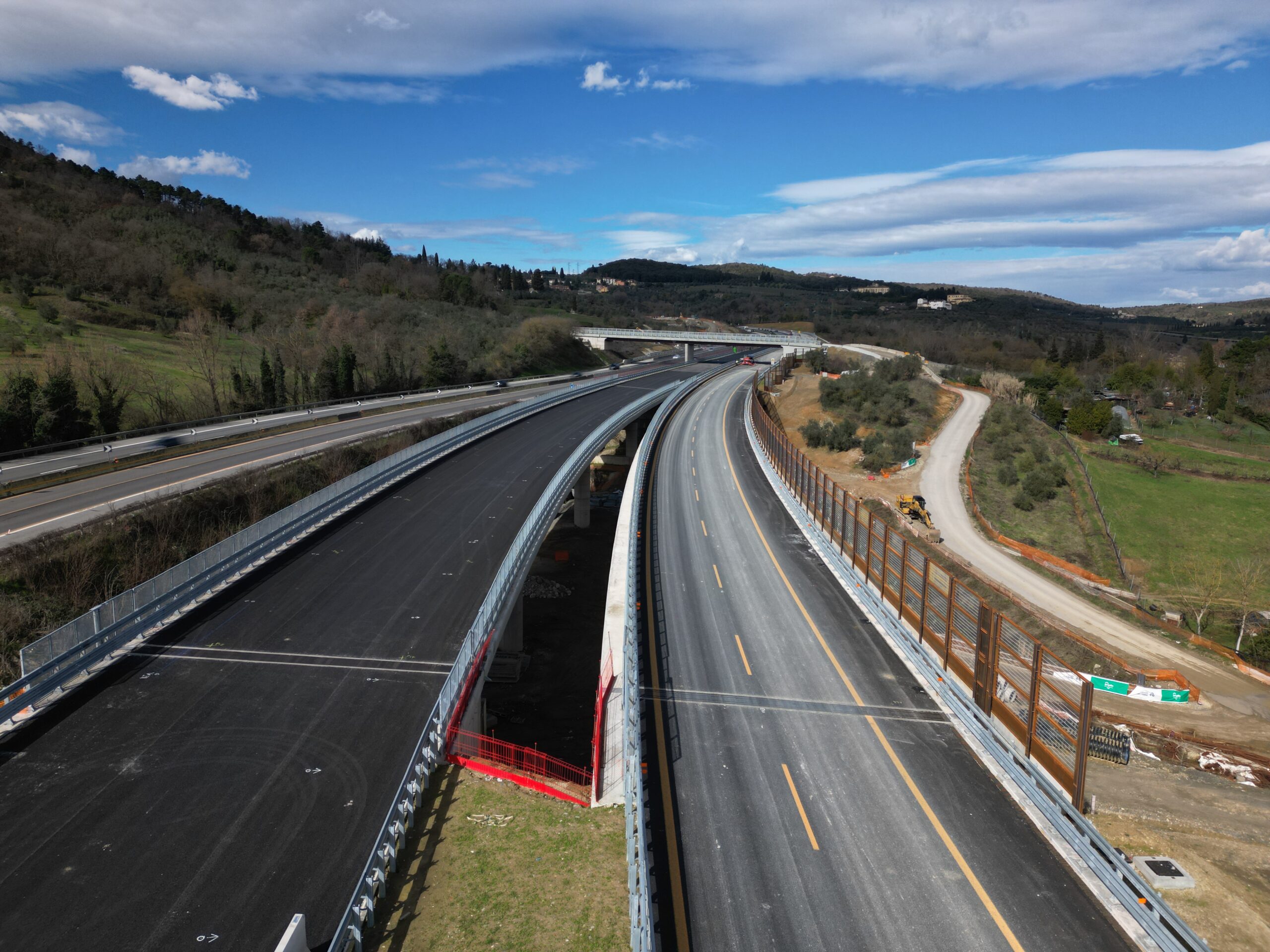 autostrada a1 terza corsia nuovo viadotto ribuio aperto dal prossimo fine settimana due notti tratto chiuso firenze sud incisa foto da Firenzepost.it autostrada a1 terza corsia nuovo viadotto ribuio aperto dal prossimo fine settimana due notti tratto chiuso firenze sud incisa foto
