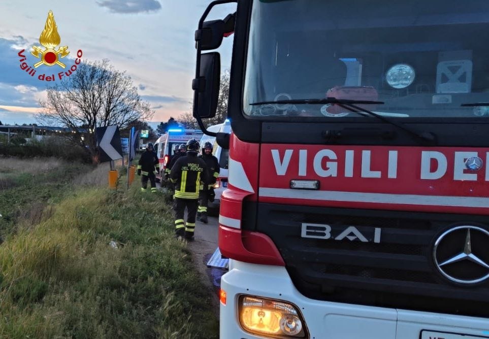 venturina muore con l8217auto finita fuori strada inutili i soccorsi da Firenzepost.it venturina muore con l8217auto finita fuori strada inutili i soccorsi