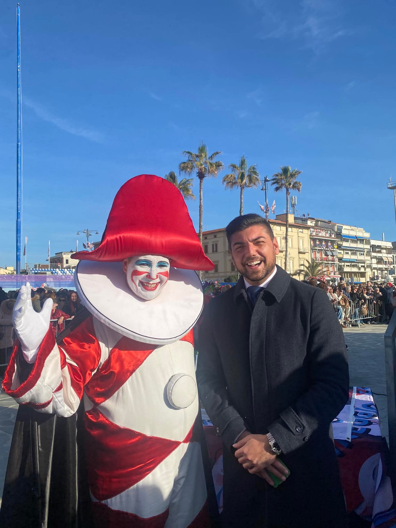 Viareggio: sequestrata auto in divieto di sosta e senza assicurazione. E’ dell’assessore alla polizia municipale