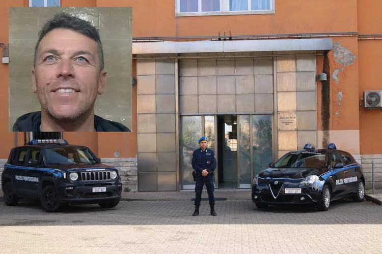 massa aggredito e ucciso in piazza morte di giacomo bongiorni causata da pugni calci e caduta da Firenzepost.it massa aggredito e ucciso in piazza morte di giacomo bongiorni causata da pugni calci e caduta