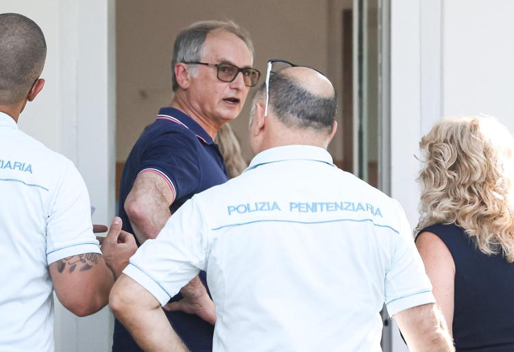 caso roggero la lega toscana propone mozioni in tutti i comuni per la grazia al gioielliere da Firenzepost.it caso roggero la lega toscana propone mozioni in tutti i comuni per la grazia al gioielliere