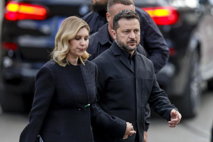 ucraina drone sfiora aereo di zelensky al decollo dalla moldavia per oslo lo rivela il premier norvegese store da Firenzepost.it ucraina drone sfiora aereo di zelensky al decollo dalla moldavia per oslo lo rivela il premier norvegese store