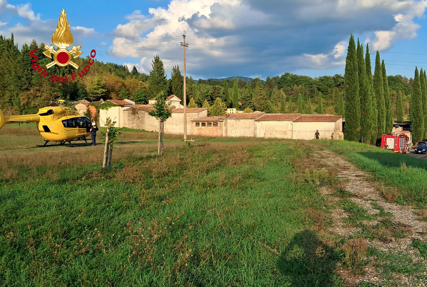 vicchio operaio cade in una fossa cimiteriale interviene l8217elisoccorso da Firenzepost.it vicchio operaio cade in una fossa cimiteriale interviene l8217elisoccorso